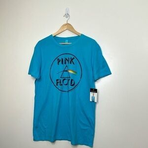 PINK Floyd‎ T-Shirt. (NWT) Size Large. Blue